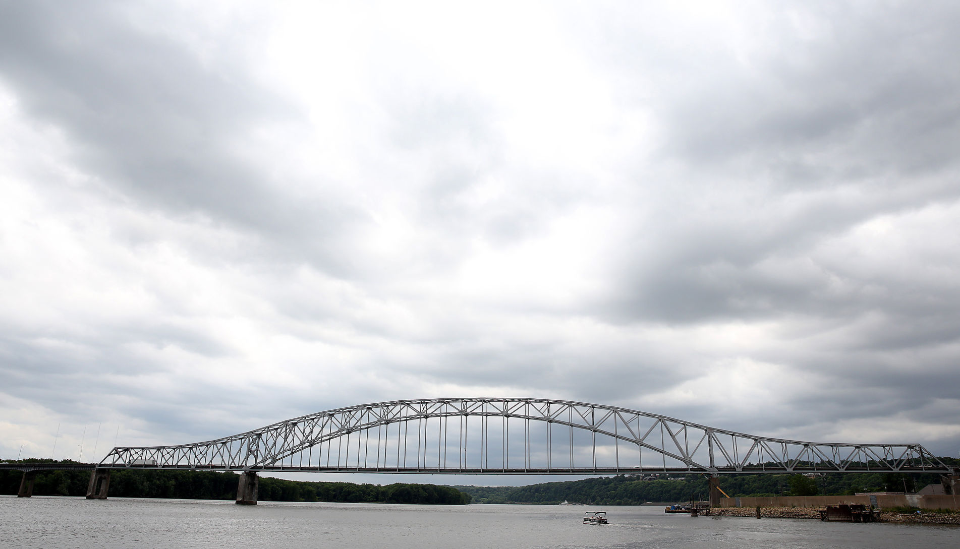 THE GREAT RIVER-0421